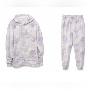 NWOT Women's Lazypants Lavender TrackSuit (Hoodie and Pants)